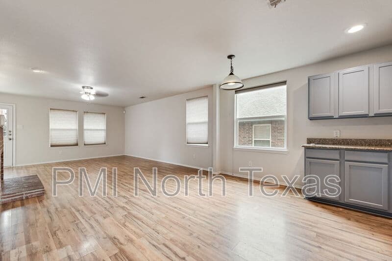 Frisco House: 13072 Sewanee Drive