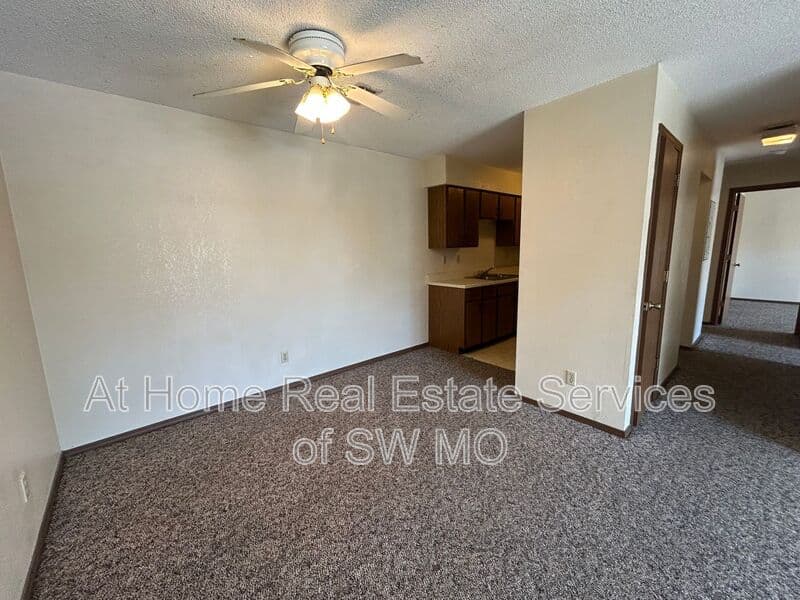 Springfield Condo: 1947 S Ingram Mill Rd