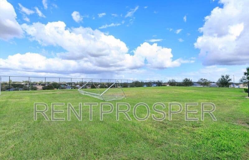 Haines City House: 4310 Swan Street