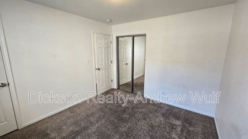 Reno House: 239 Cheney Street