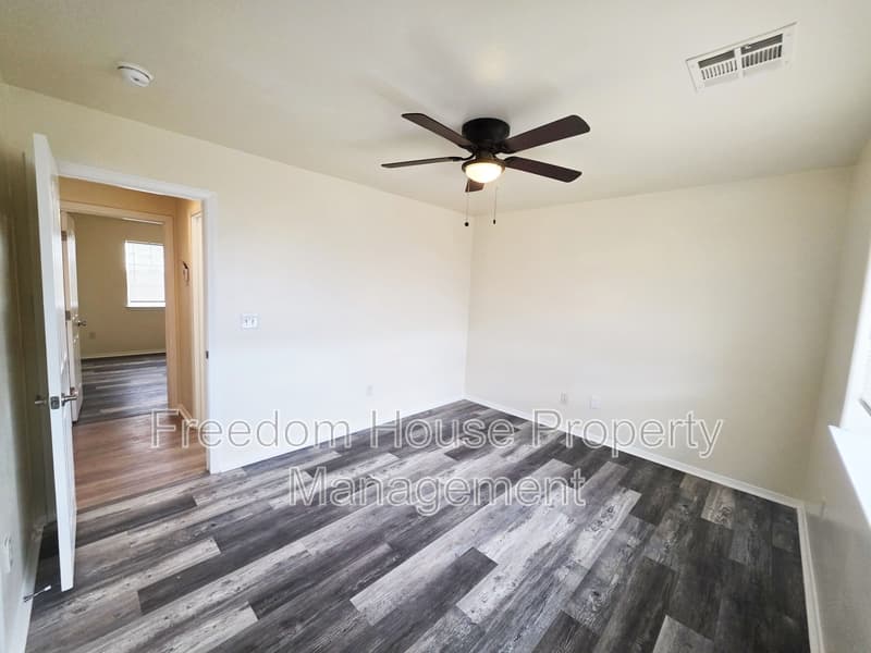 Pahrump House: 701 Mount Charleston Drive