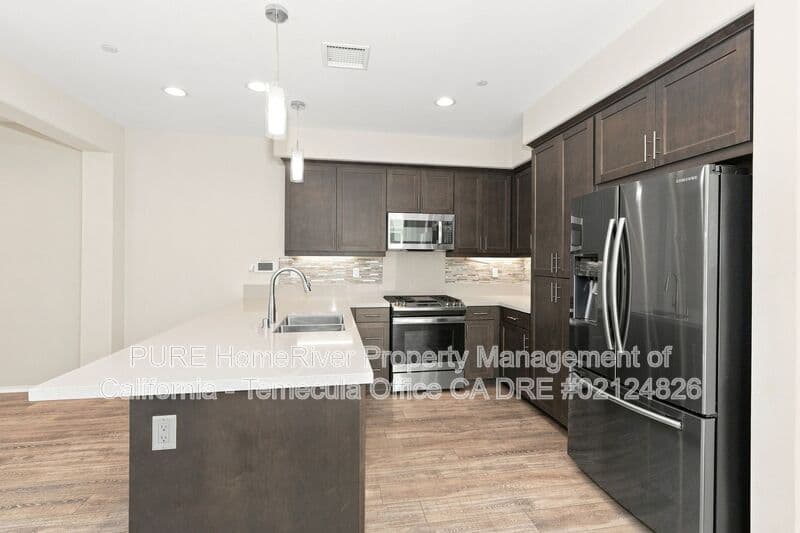 Temecula House: 45576 Calle Luna