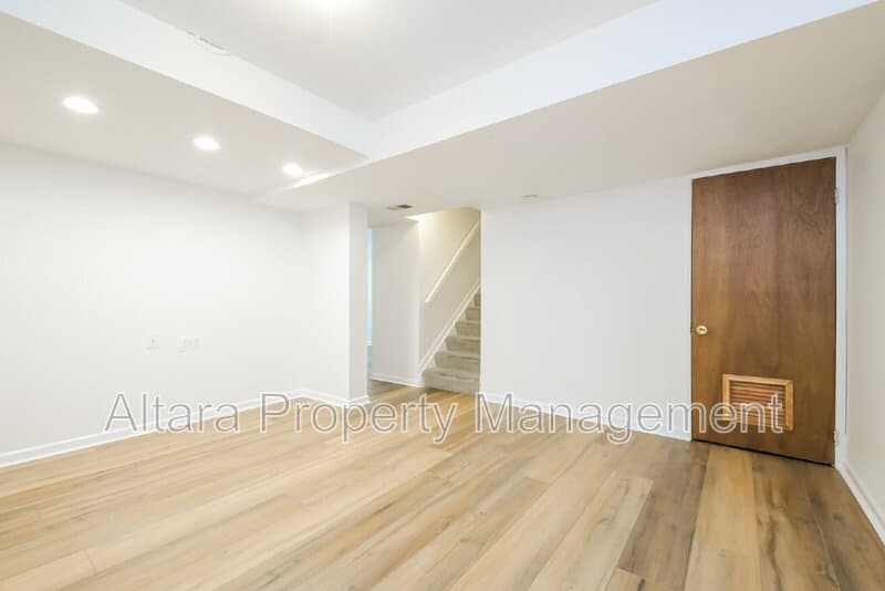 Aurora Townhome: 10041 E Mexico Ave
