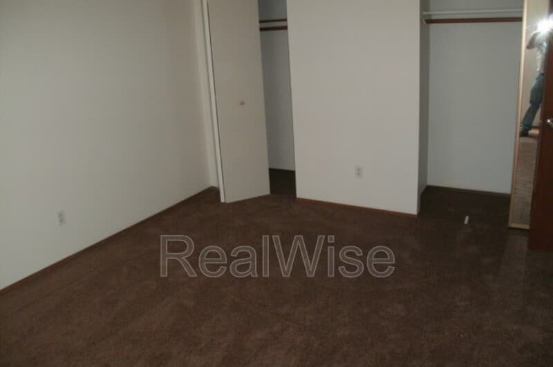 Gresham Condo: 17838 NE Multnomah Dr