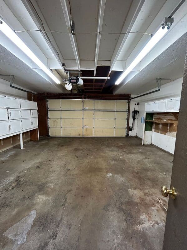 Santee House: 10546 Kerrigan Ct