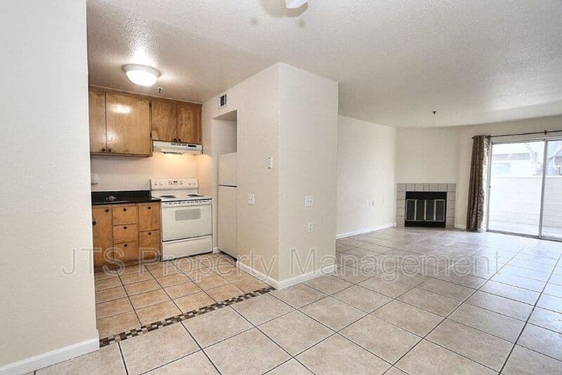 Sacramento Condo: 1019 Dornajo Way