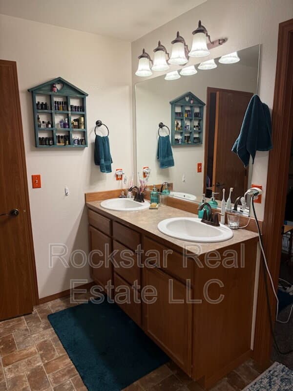 Spokane Valley House: 18119 East Mansfield Avenue