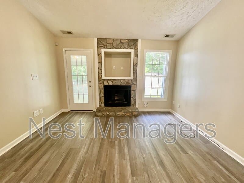 Fayetteville House: 9616 Gooden Drive