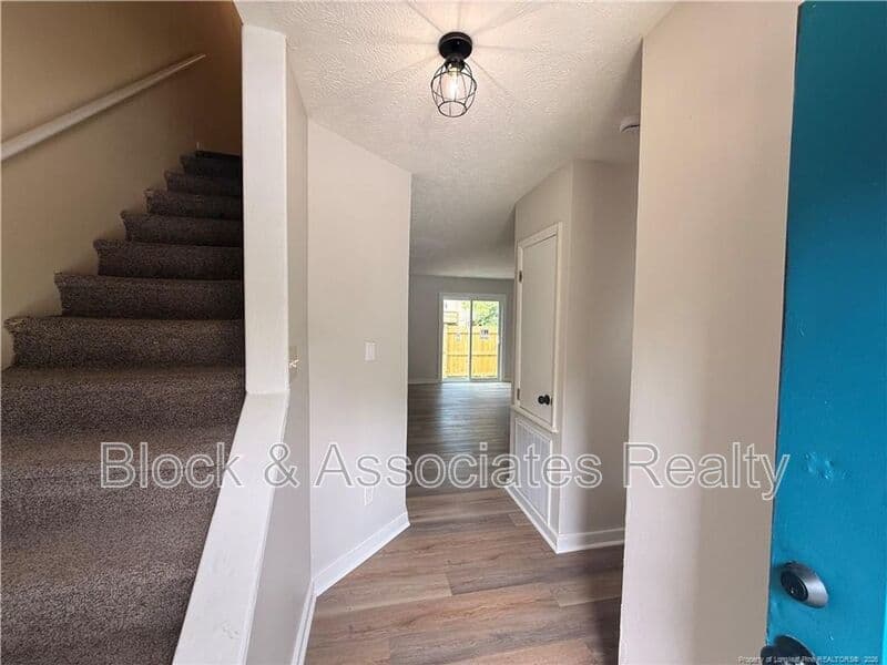 Fayetteville House: 1422 Tangora Lane