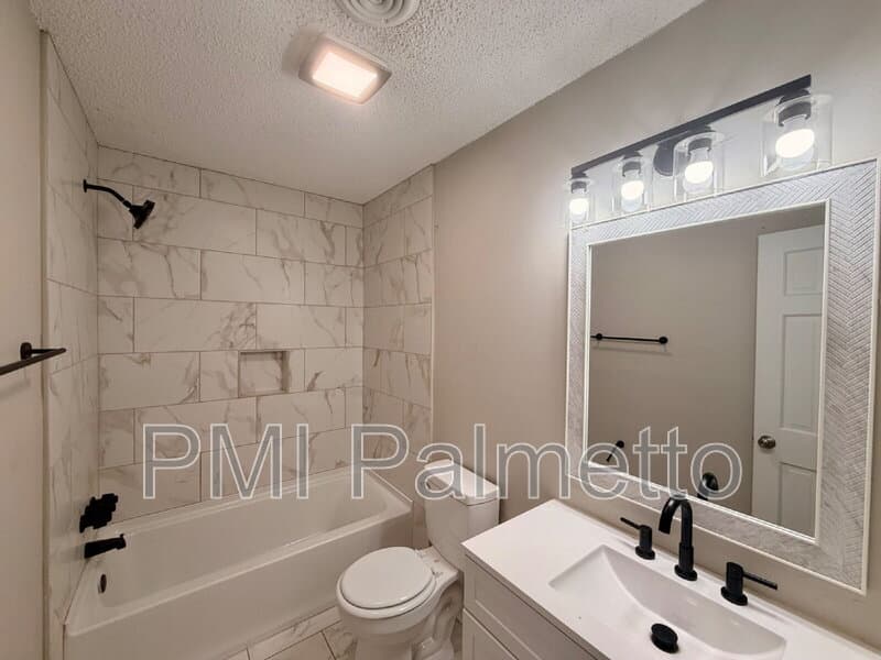 Columbia Condo: 3409 Brookwood Ct