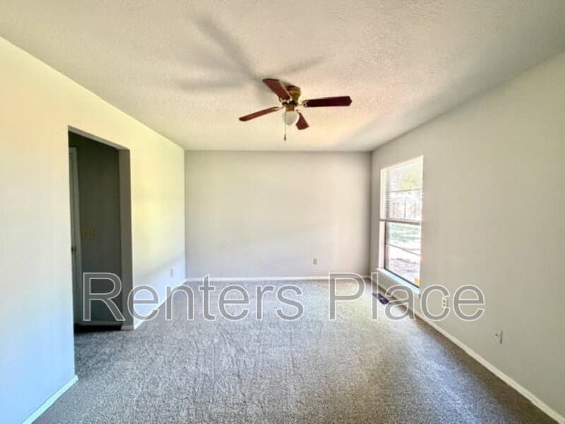 Tulsa House: 1525 E 73rd Pl