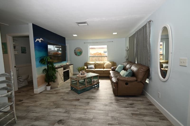 Cape Coral Condo: 206 Cape Coral Parkway West