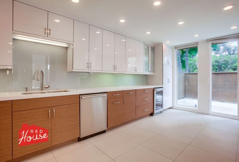Solana Beach Condo: 325 S. Sierra Ave.