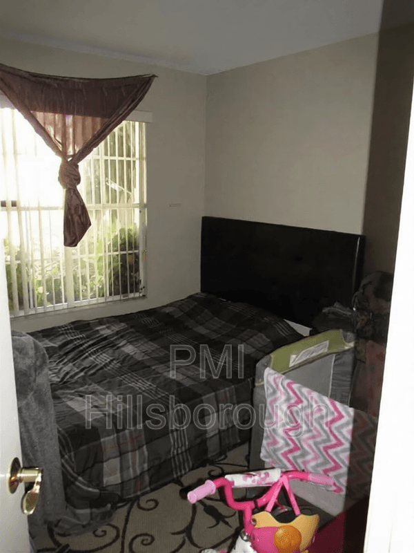 Brandon House: 914 Burlwood Street
