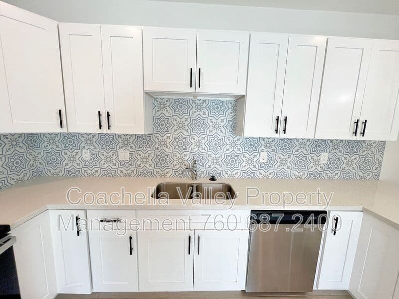 Cathedral City House: 29710 Landau Blvd