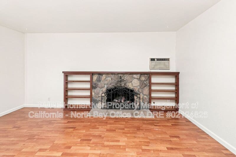 Rohnert Park House: 257 Allan Avenue