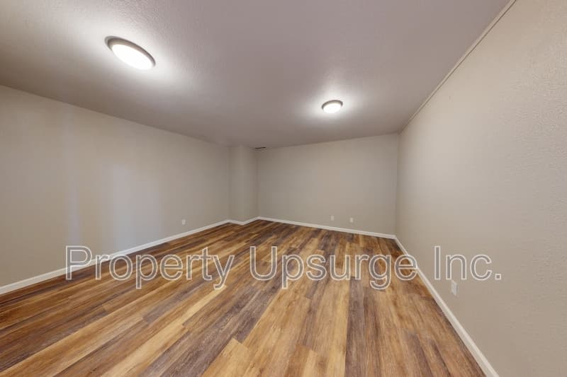 Redding House: 2051 Hilltop Drive - A-08