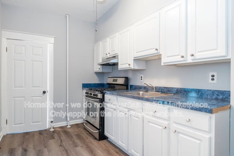 Baltimore House: 6915 Harford Rd