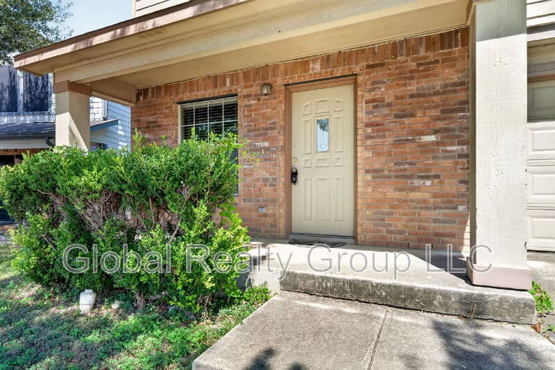 Cibolo House: 112 Willow View