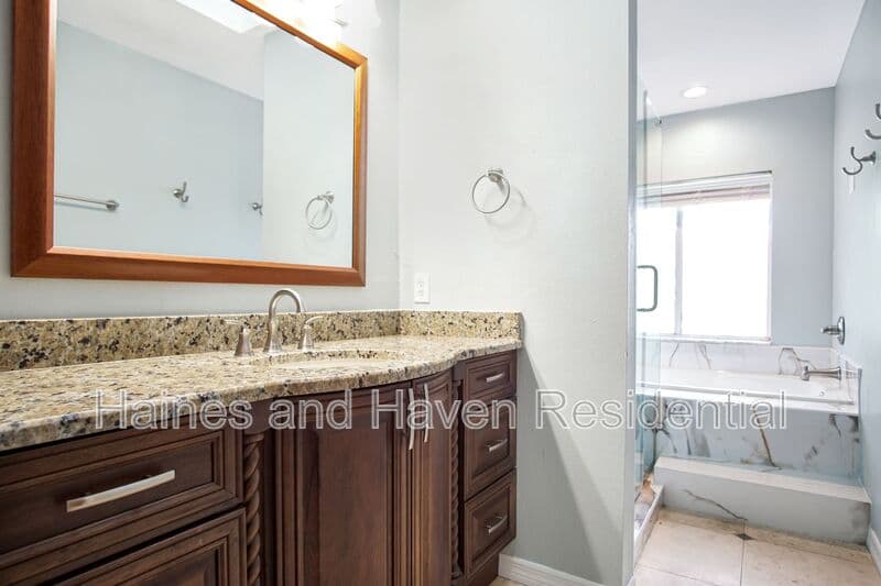 Davenport Townhome: 154 Orchid Dr