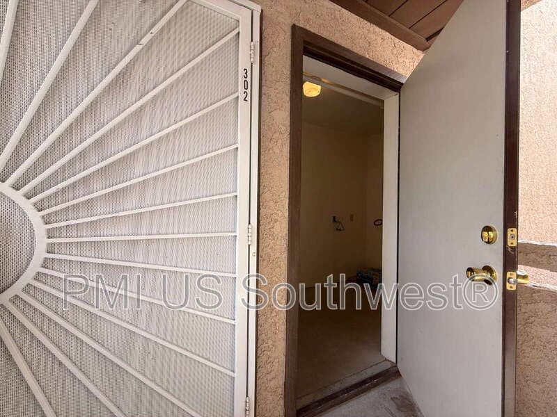 Bullhead City Condo: 1611 Highway 95
