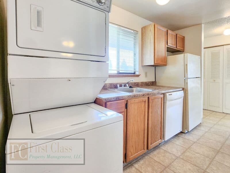 BEAVERTON Condo: 4824 SW MURRAY BLVD