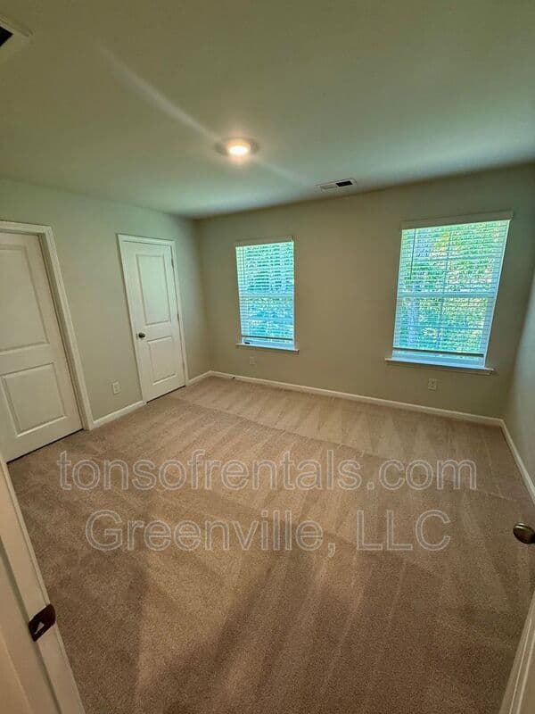 Pendleton Townhome: 107 Pendleton Place Way