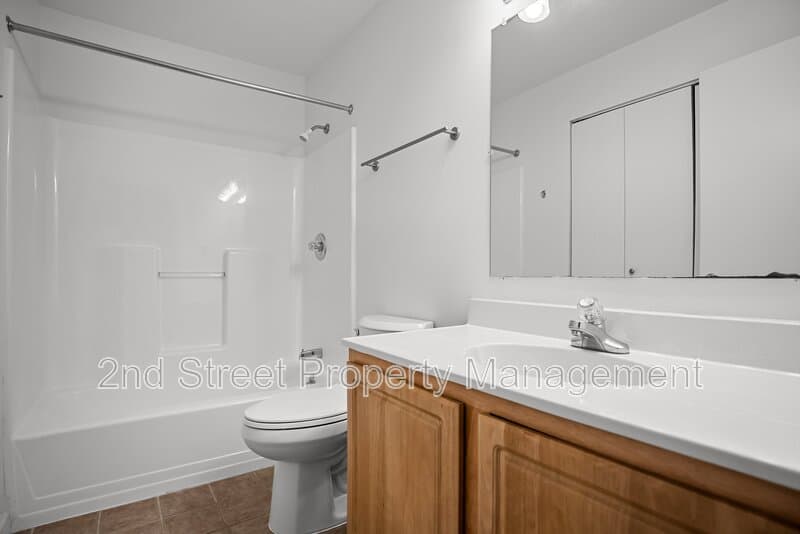 Cherry Hill Condo: 377 Tavistock - 1