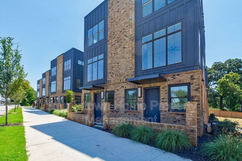 Atlanta Townhome: 1132 W. Marietta Street