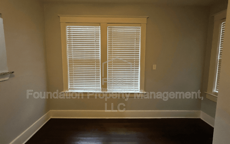 Memphis Condo: 1762 Lawrence Avenue