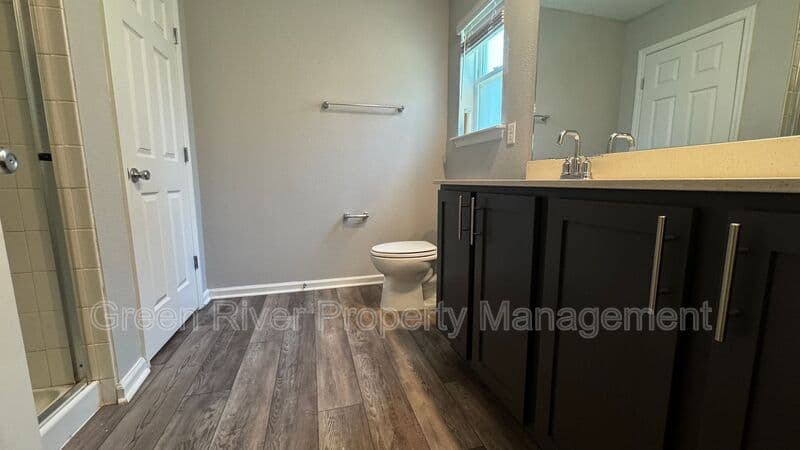 Jacksonville House: 1723 Carter Landing Boulevard