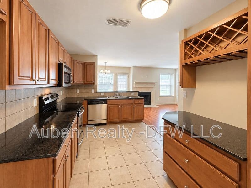 Fort Worth House: 3933 Fernando Drive