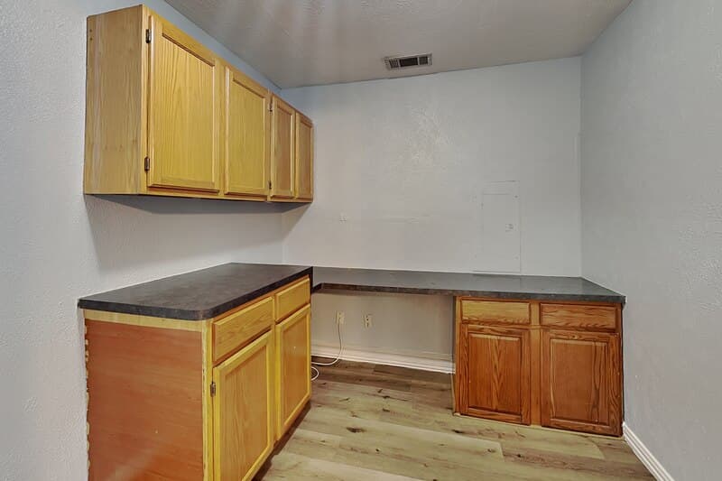 Plano House: 1913 Briarwood Dr