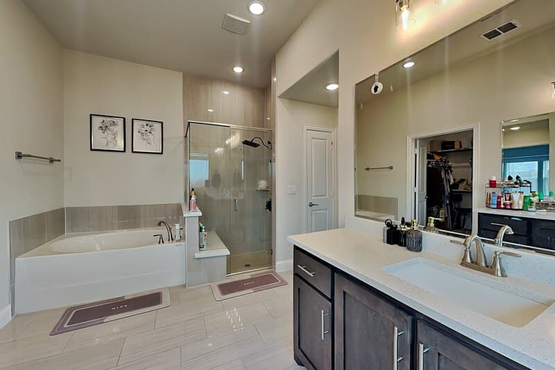 Forney House: 335 Chapel Hill Dr