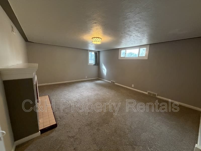 Billings Condo: 1019 Poly Drive - 2