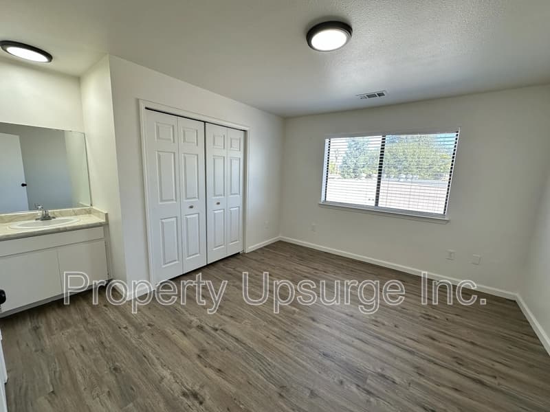 Redding Condo: 1529 Willis Street  - 7