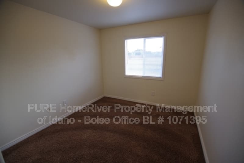 Nampa House: 11791 W Huckleberry Dr
