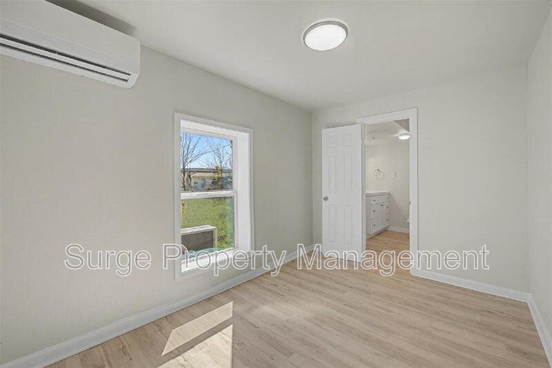 White Settlement Condo: 9021 White Settlement Road