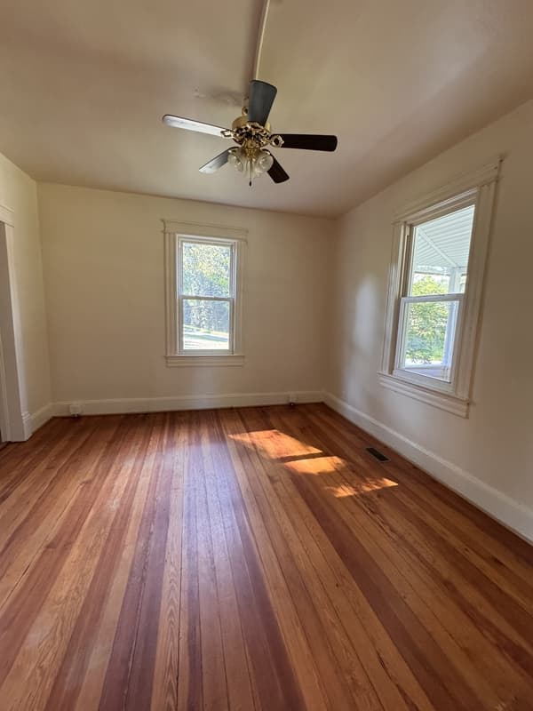 King George House: 12294 Mount Rose Drive