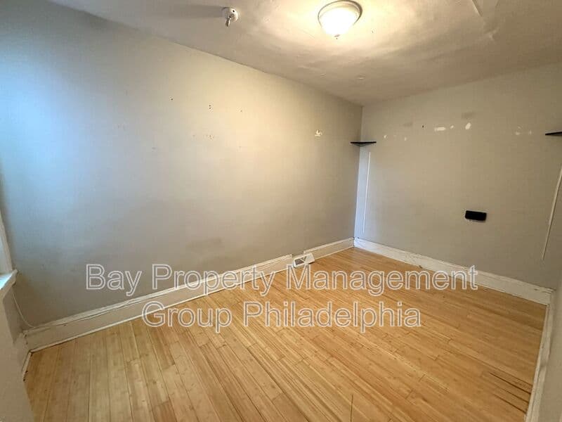 Philadelphia House: 1926 McClellan St