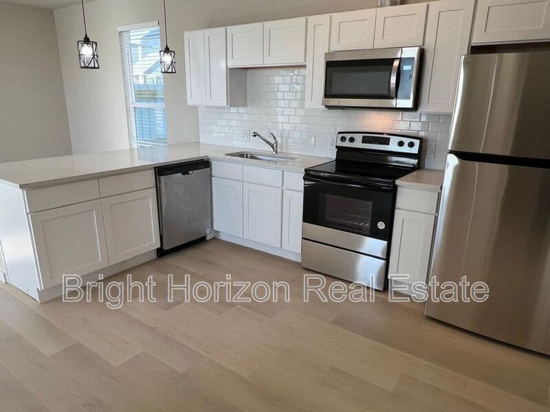 Fort Worth House: 3419 Valley Vista Drive