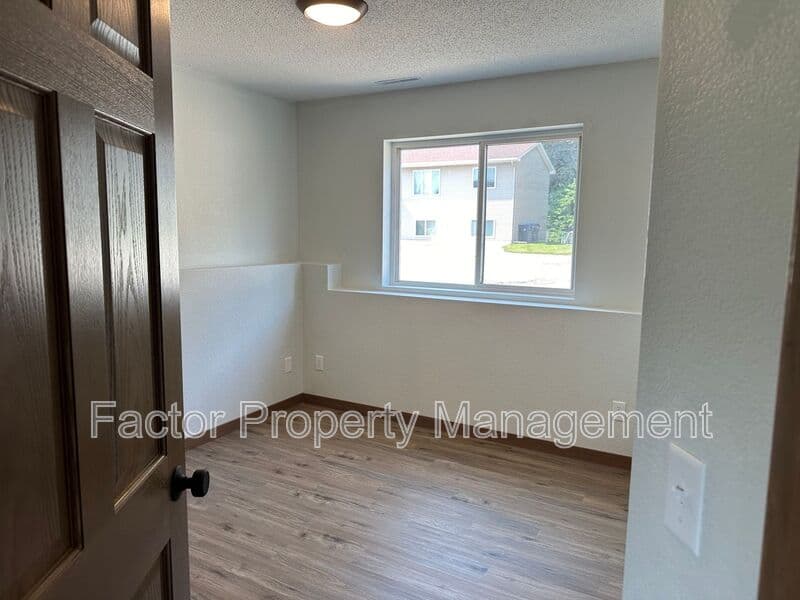 Mankato Townhome: 162 Balcerzak Drive