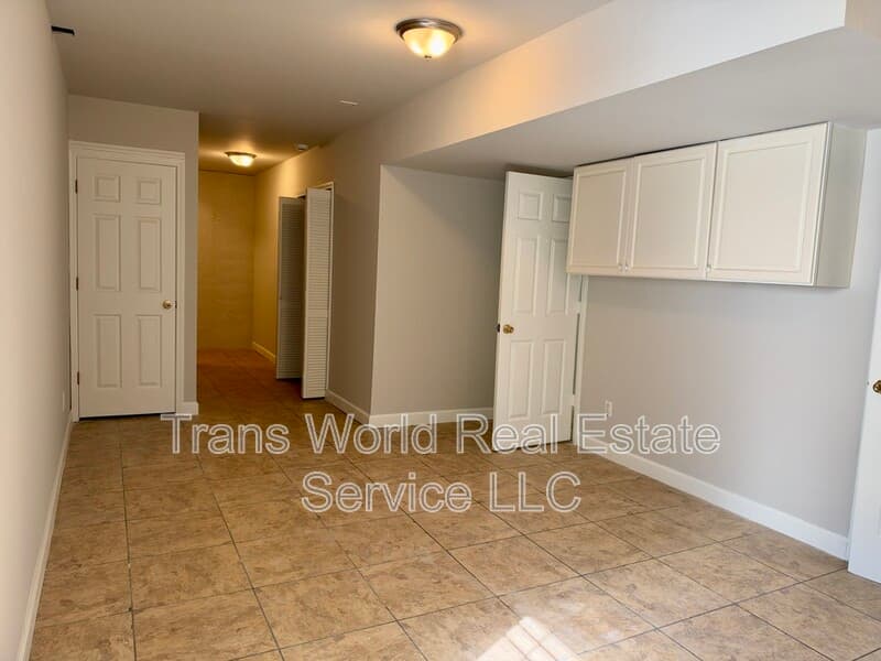 Duluth House: 3354 Roundfield Circle