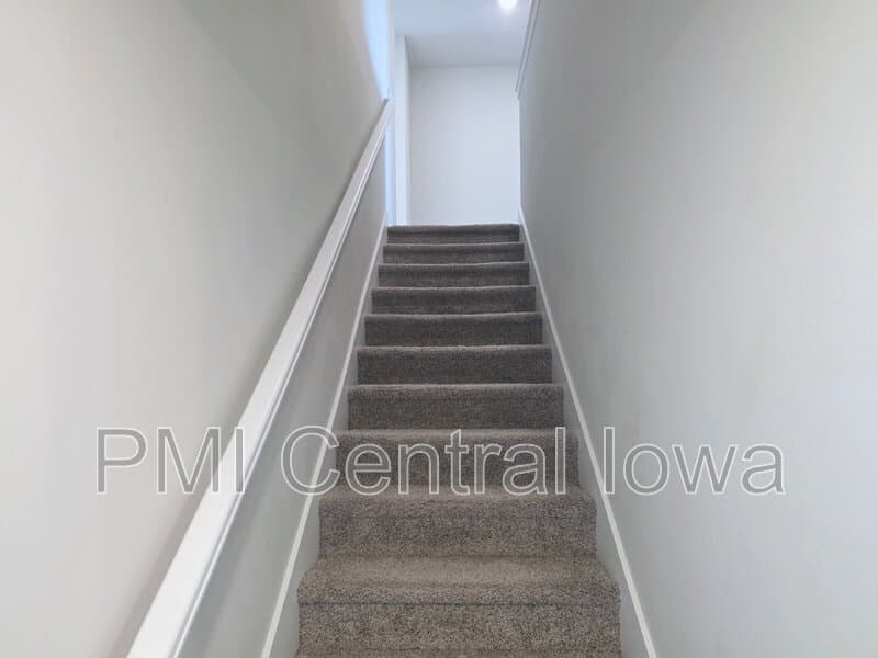 Ankeny Townhome: 1631 Northeast Crossing Oaks Lane