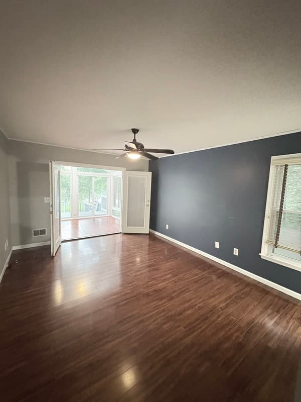 Blythewood House: 311 Derrick Ln