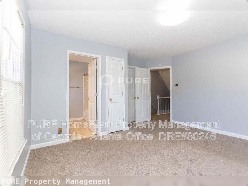 Duluth Townhome: 3554 Knotsberry Ln
