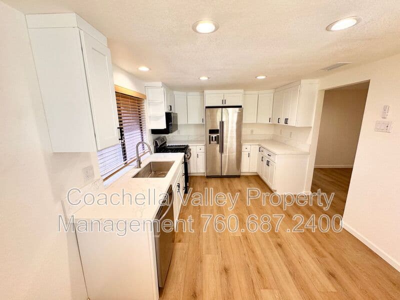 Palm Desert Condo: 41595 Navarre Ct