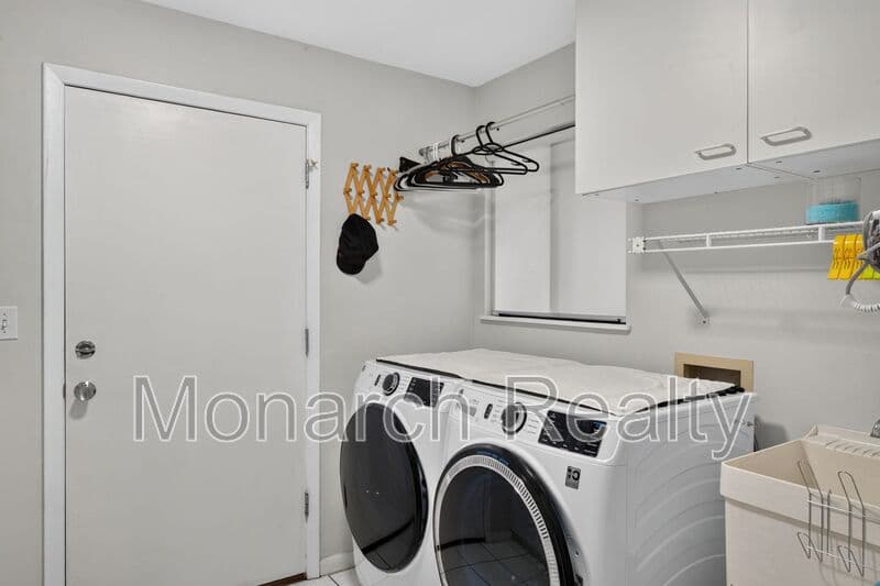 Gainesville House: 1326 Northwest 57th Street