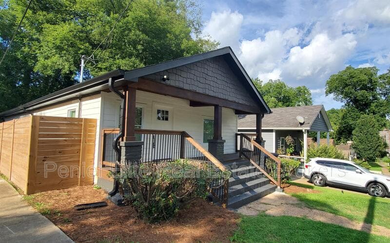 Atlanta House: 1081 Fair Street Southwest