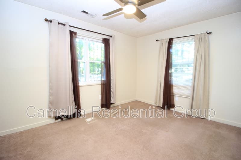 Birmingham House: 1240 Rayfield Drive